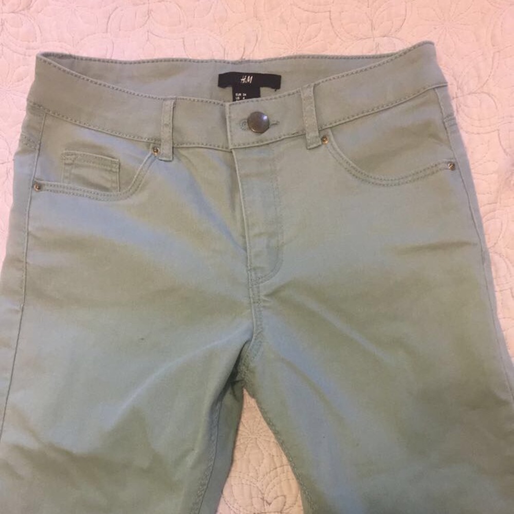 mint h&m pants. worn once.
